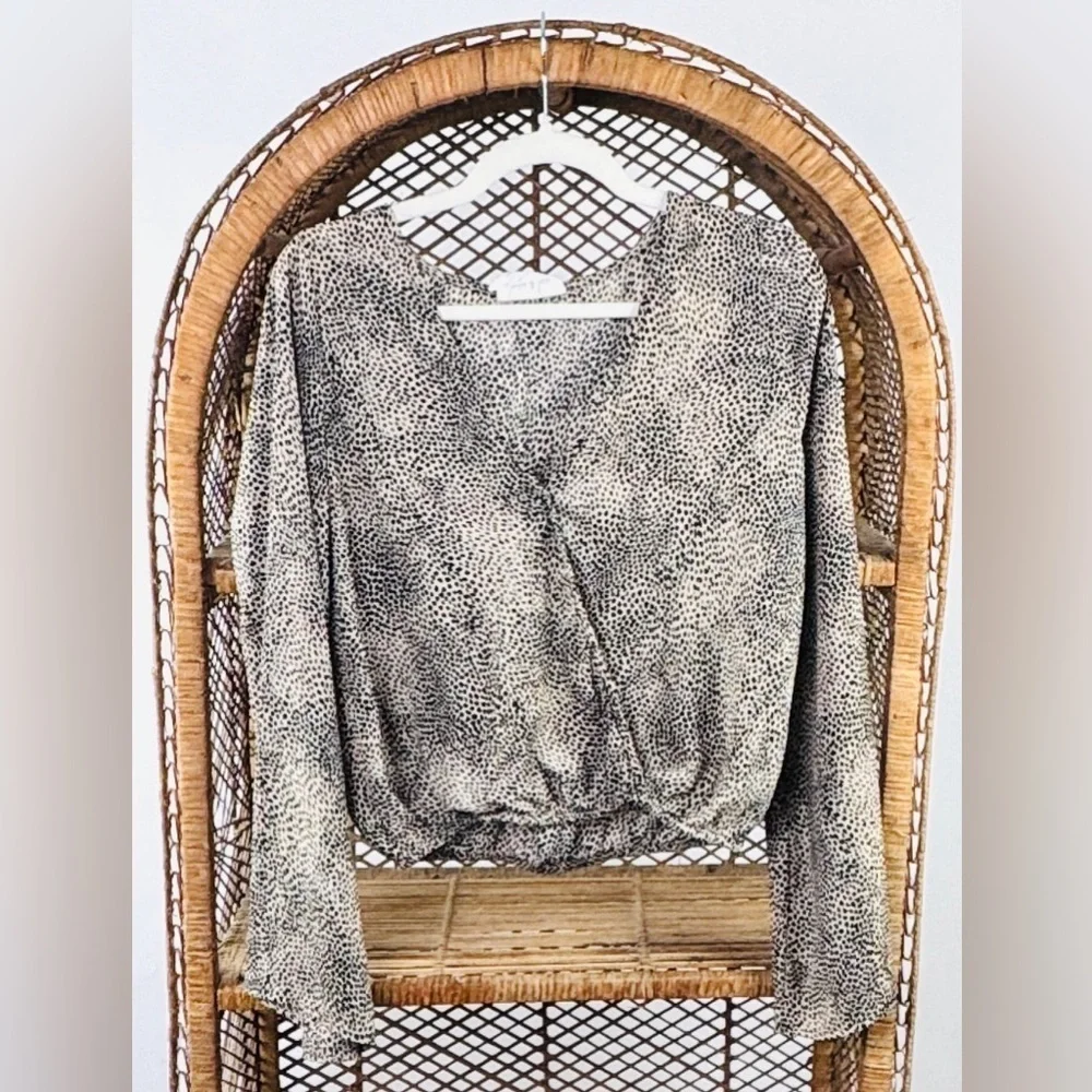 Sadie & Sage Leopard Print Faux Wrap Long Sleeve Crop Top Women’s M Boho Chic